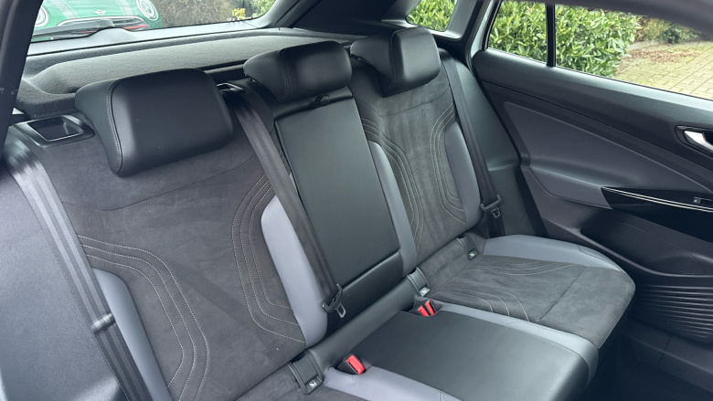 Volkswagen ID.4 109kW Life Pure 52kWh 5dr Auto Electric Estate